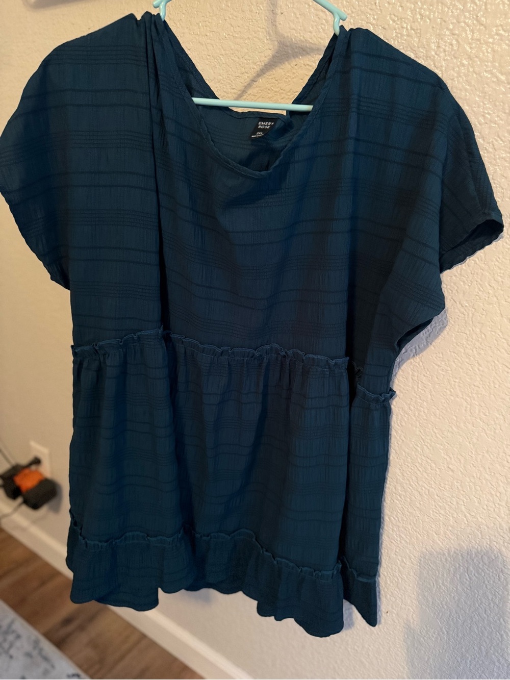 Relaxed Short-Sleeve Ruffle Hem Blouse in Teal